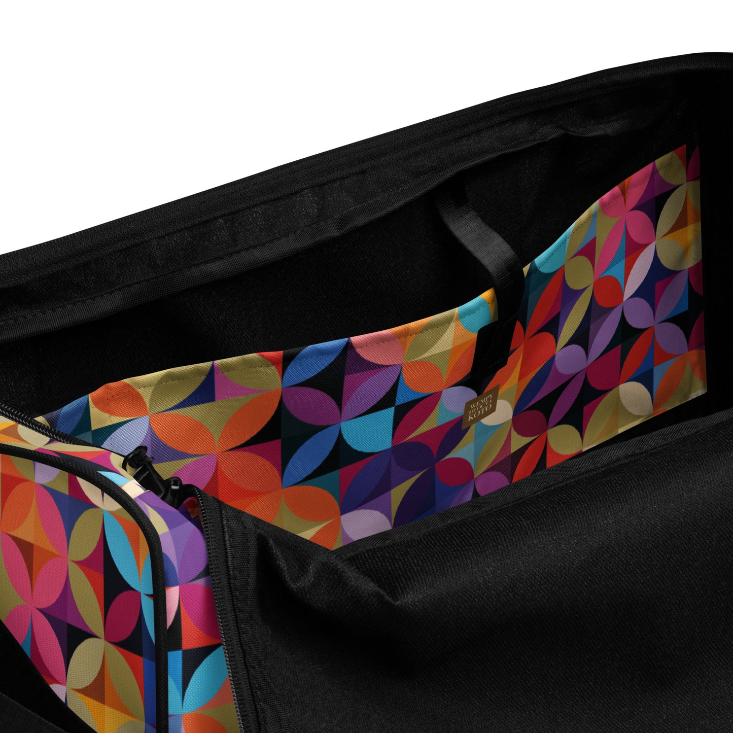 Multicolor illusions - Sustainably Made Duffle Bag